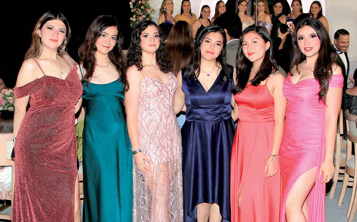 LUISA VILLEBARDET, ROXANA HERNÁNDEZ, YARA GÁLVEZ, XIMENA BERNAL, ESTEFANÍA FONG Y ALINA VITE llegaron con sus mejores outfits
