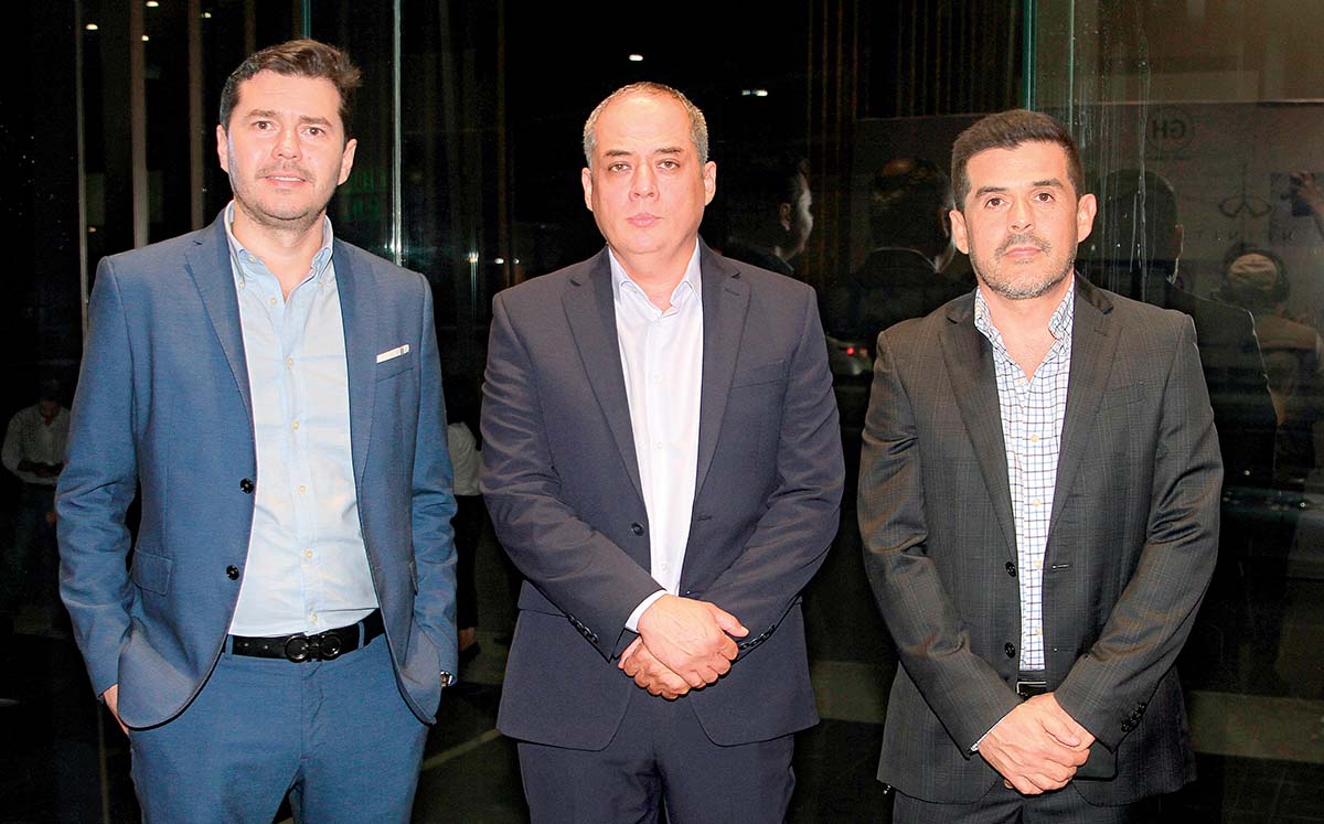 CARLOS CASTELLÓ, DAVID  GUTIÉRREZ Y ENRIQUE NUÑO presentes en la inauguración de INFINITI