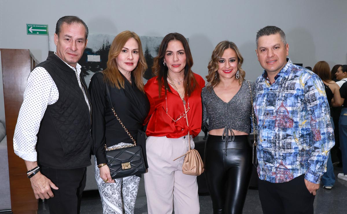 Alberto, Pilar, Vicky, Eloísa y Roberto
