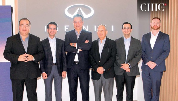 RICARDO RODRÍGUEZ, JORGE CHARUR, RODRIGO CENTENO,  JORGE CHARUR, ADRIÁN CHARUR Y EDWARD DOWNER felices en la inauguración de INFINITI