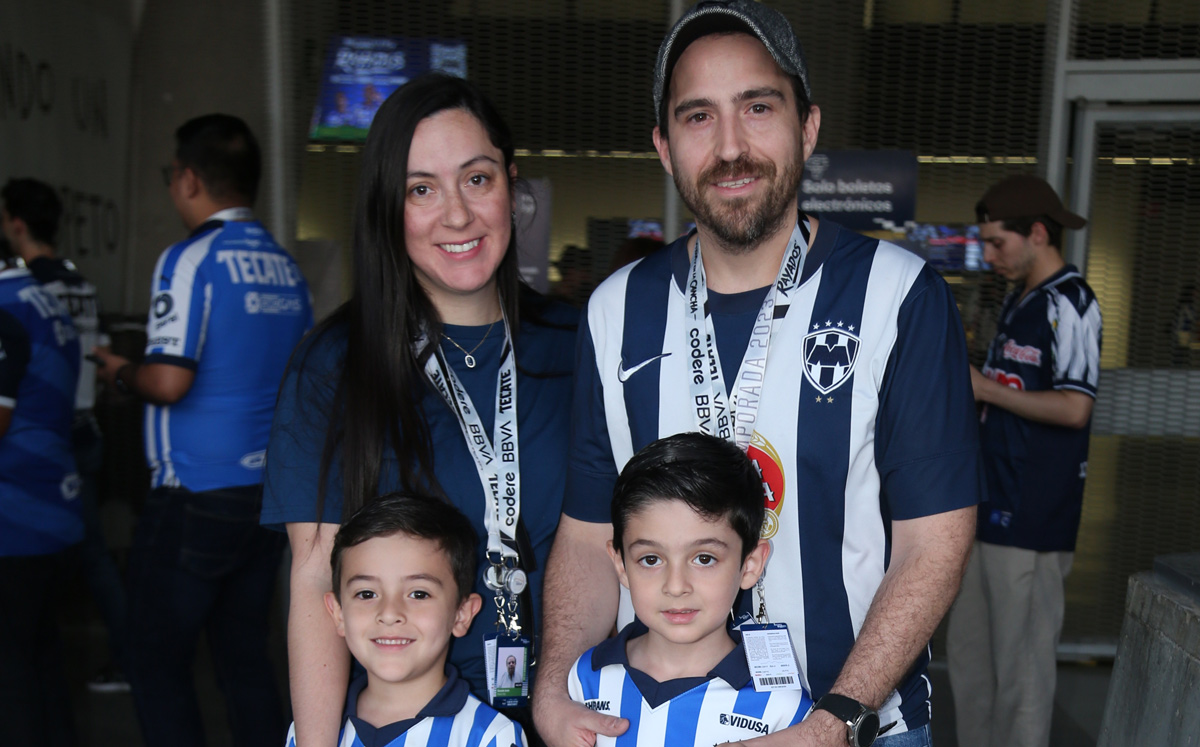 Luisa Bueno, Diego Sánchez, Gabriel Sánchez y Javier Sánchez / Foto: Roberto Alvarado