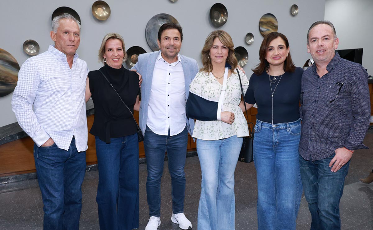 Rogelio, Pilar, Moisés, Adriana, Doris y Roberto