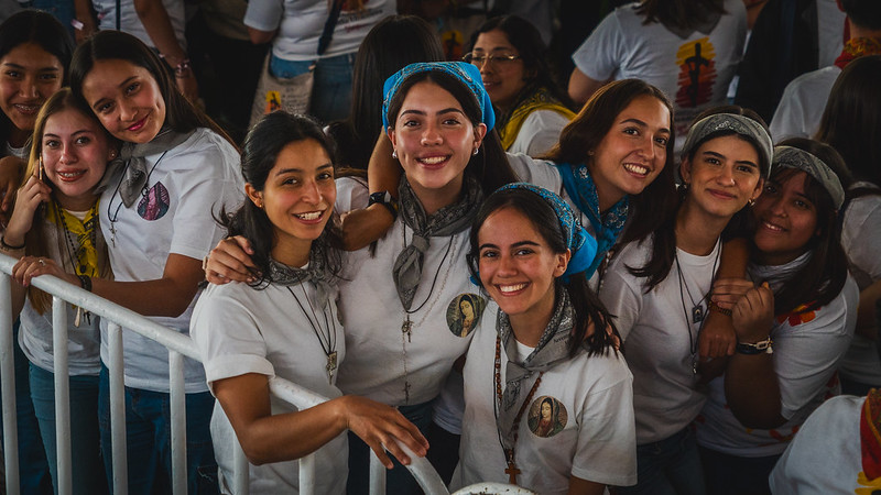 Juventud y Familia Misionera
