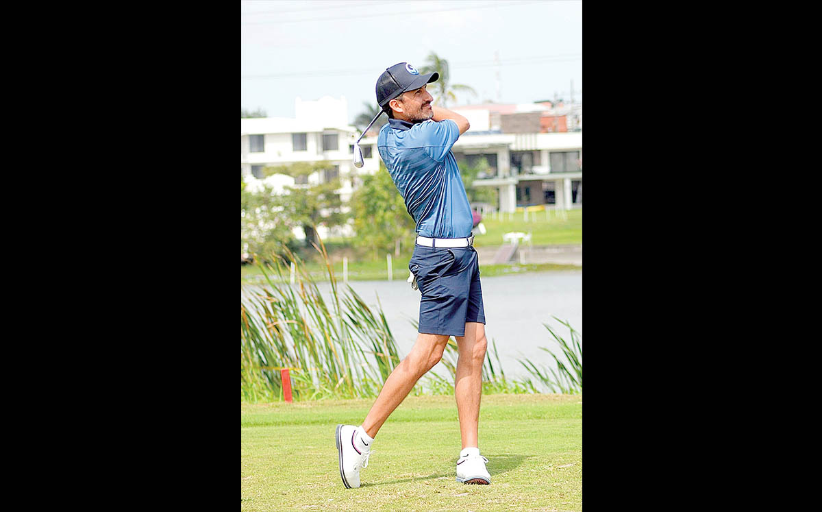 FABIÁN CASILLAS mostró sus mejores swings en el green