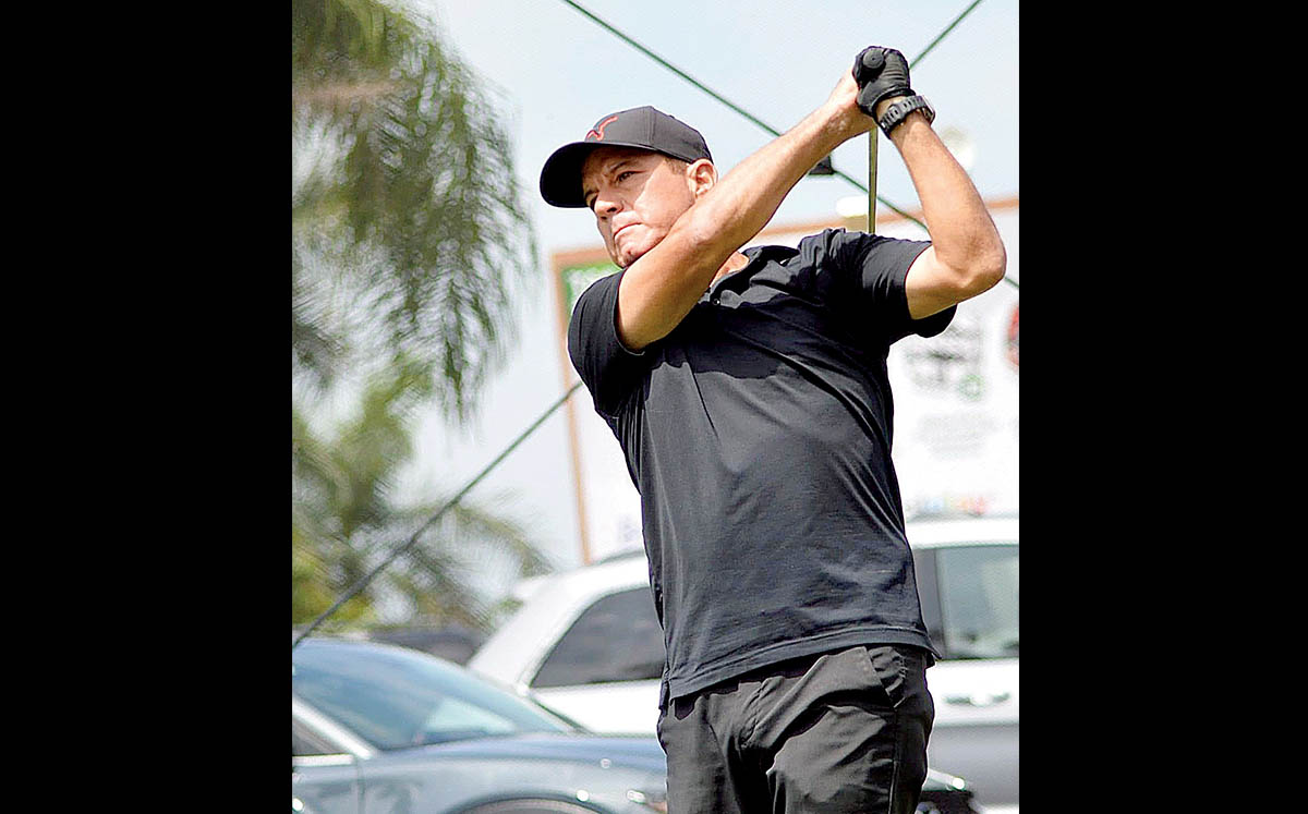 JORGE MANZUR mostró una gran actitud deportiva en el torneo del Club Campestre Tampico