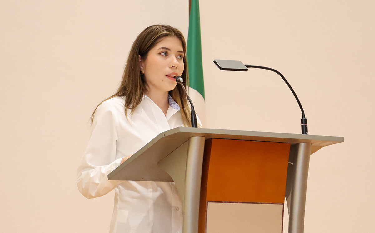 MINERVA RODRÍGUEZ fue la encargada de dar un discurso en la Semana de la Psicología