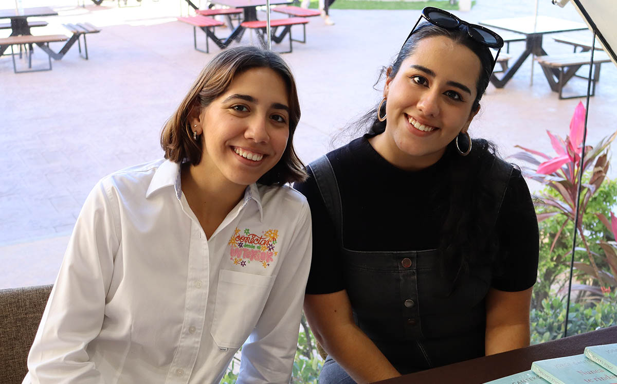 Asistentes del evento nos regalaron sus mejores sonrisas