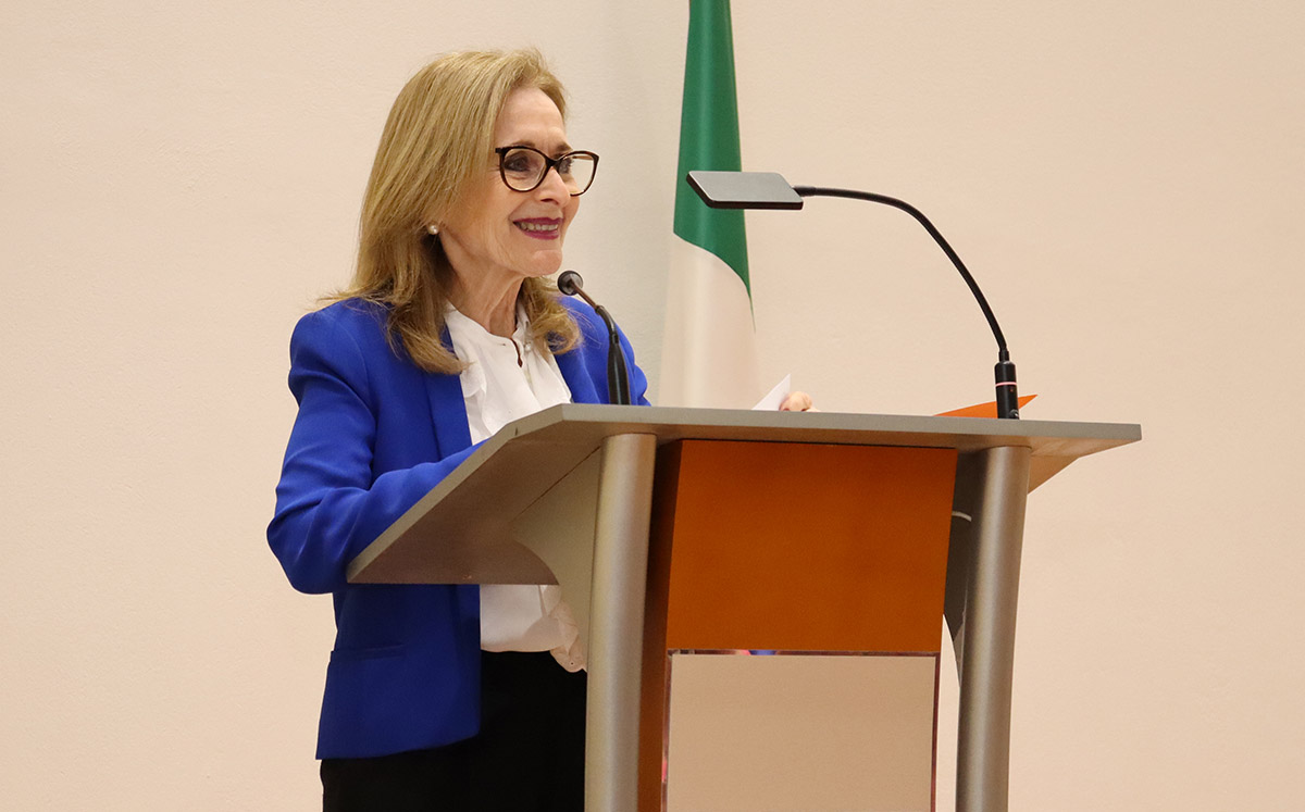 GLORIA SEPTIEN rectora de la institución, dio el discurso de inauguración a la Semana de la Psicología