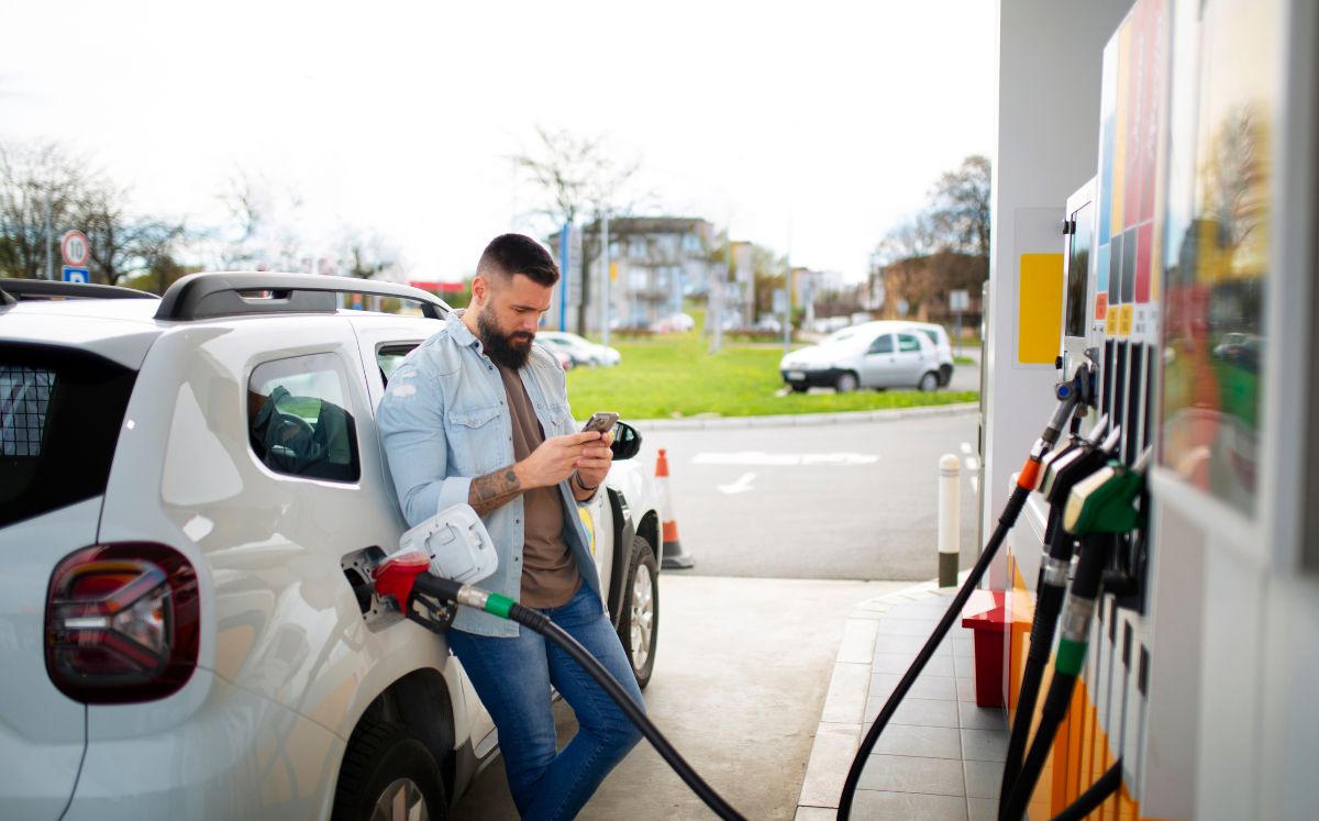Profeco: ¿Qué gasolineras cobran más por el litro de combustible? (Foto: Freepik)