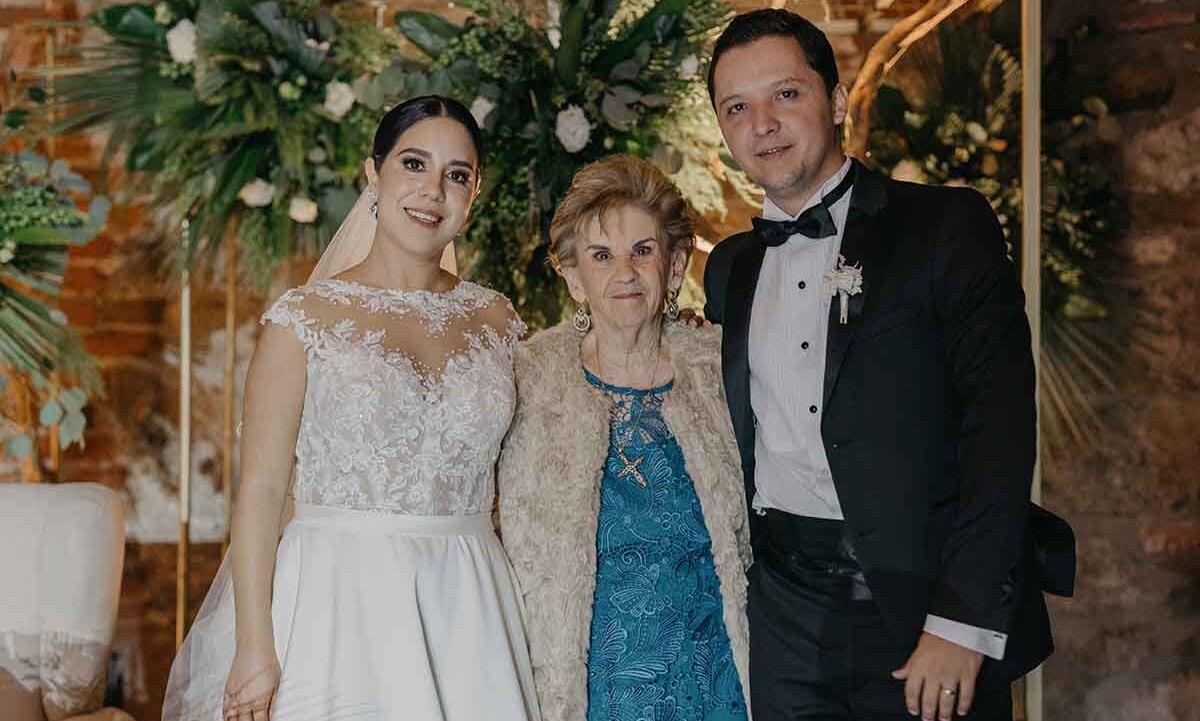 Angélica González, Mary Fanjul y Manolo Blanco