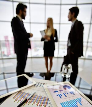 Condusef alerta a clientes de bancos por cambios en estado de cuenta (Freepik)