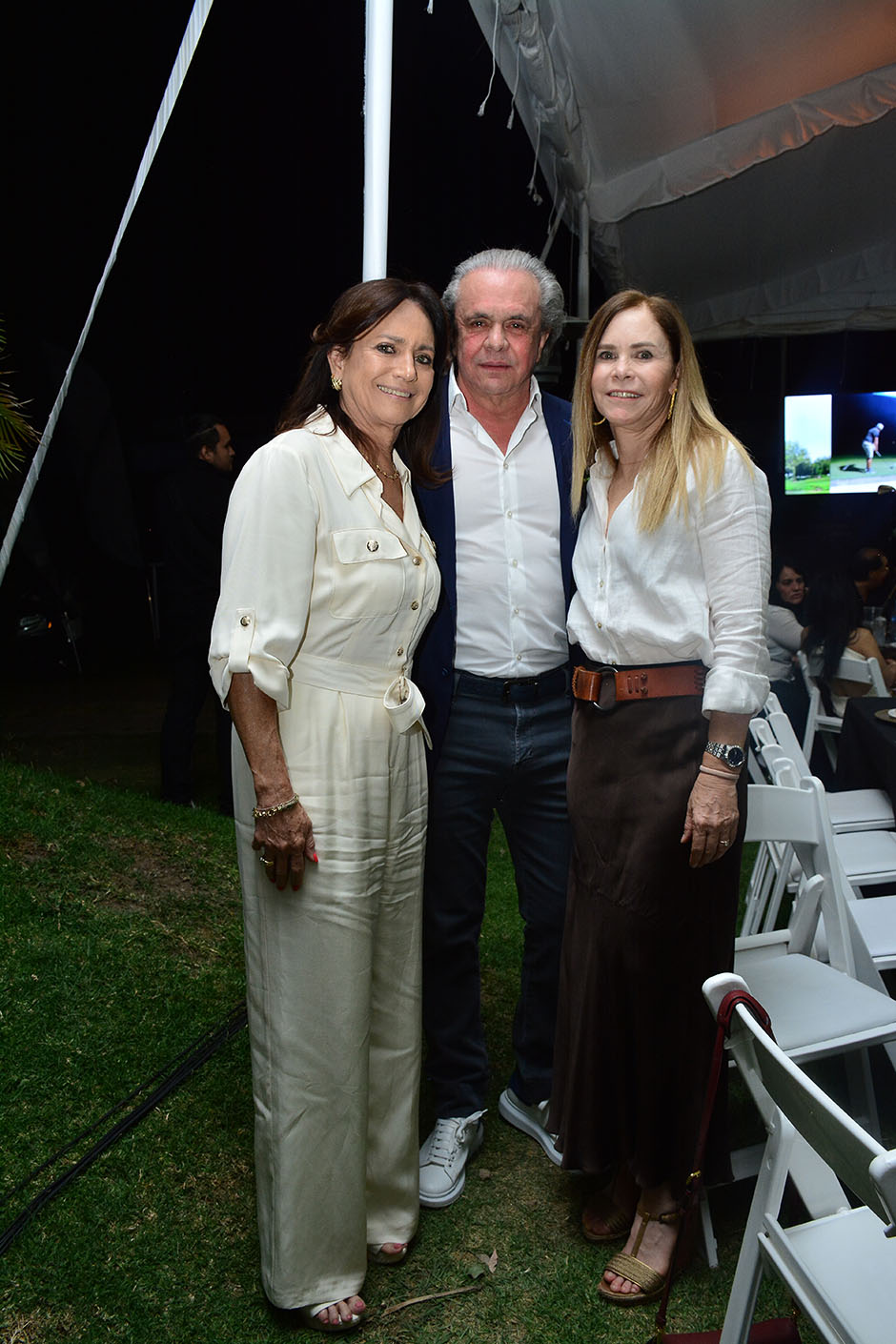 01 Josefina Barragán, Luis Larios y Montserrat Moragrega