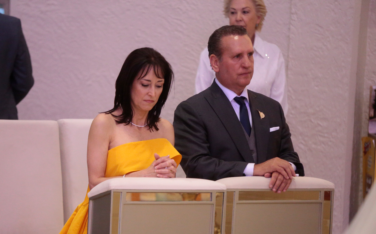 Papás de la novia. Claudia Elizondo de Zambrano y Salvador Zambrano / Foto: Daniel Saldívar