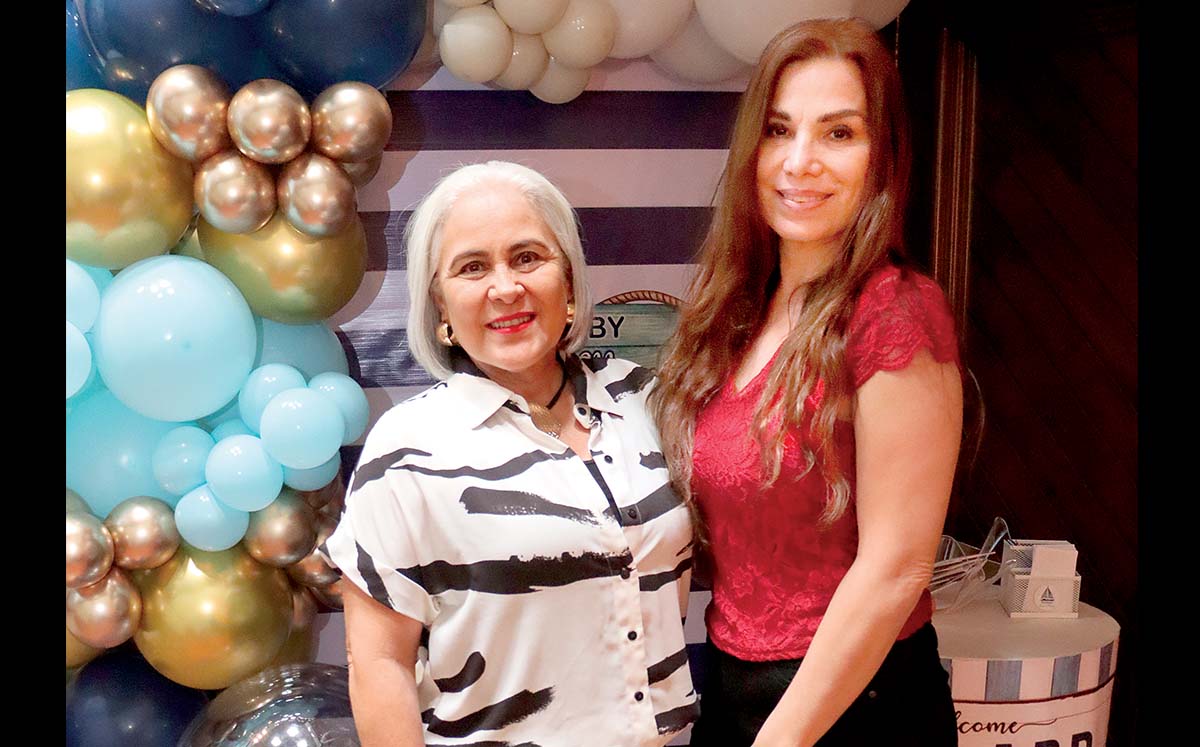 ERIKA DE SOLBES Y AURORA DE SOLBES llegaron con sus mejores outfits a la Residencia Delsol
