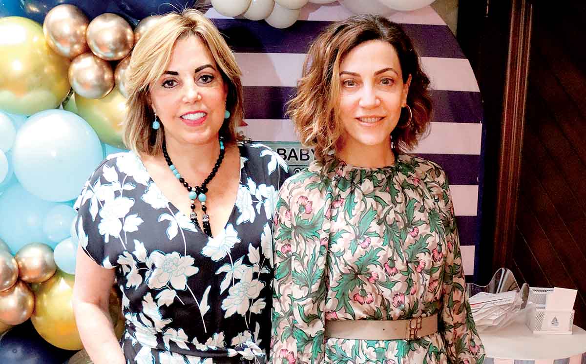 MARICARMEN ESPADA Y ADRIANA ESPADA nos regalaron sus mejores sonrisas en el baby shower de Laura Medellín