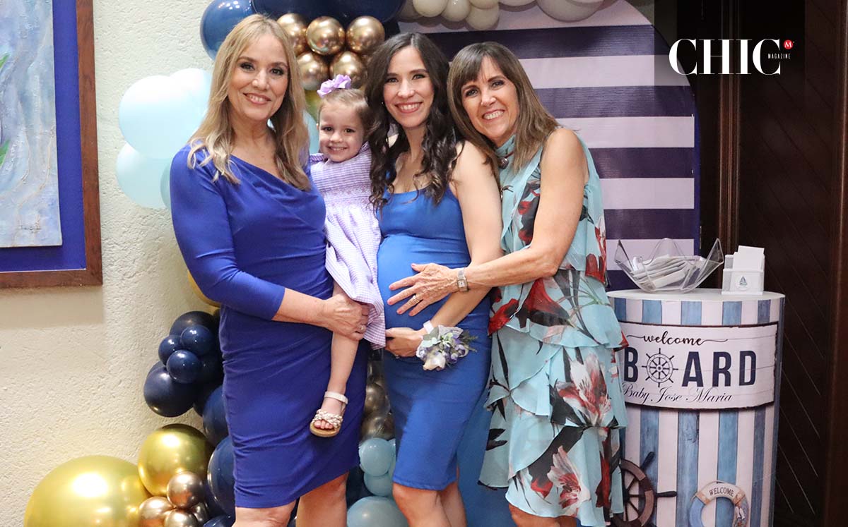 LAURA SOLBES, ELENA DELSOL, LAURA ELENA MEDELLÍN Y MARIVI ESPADA disfrutaron del festejo con temática de marinero