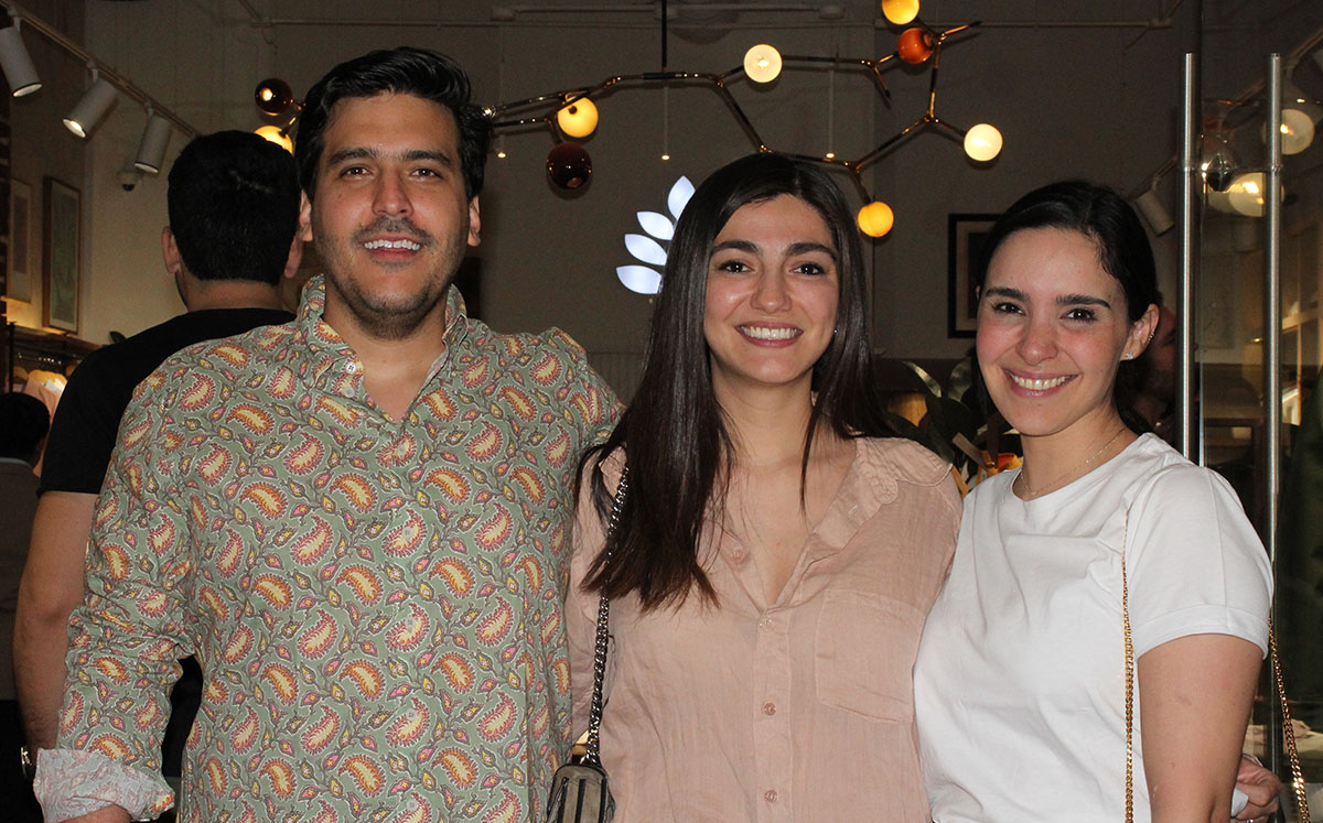 Carlos Mendoza, María Rodríguez y Carlos Fernández