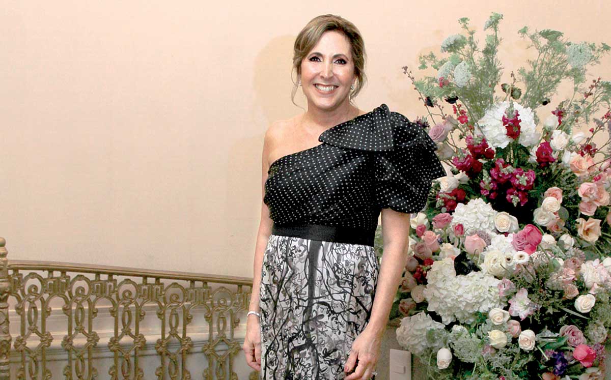 MAMÁ DE LA NOVIA. LORENA DESCHAMPS, feliz de que su hija se case con su alma gemela
