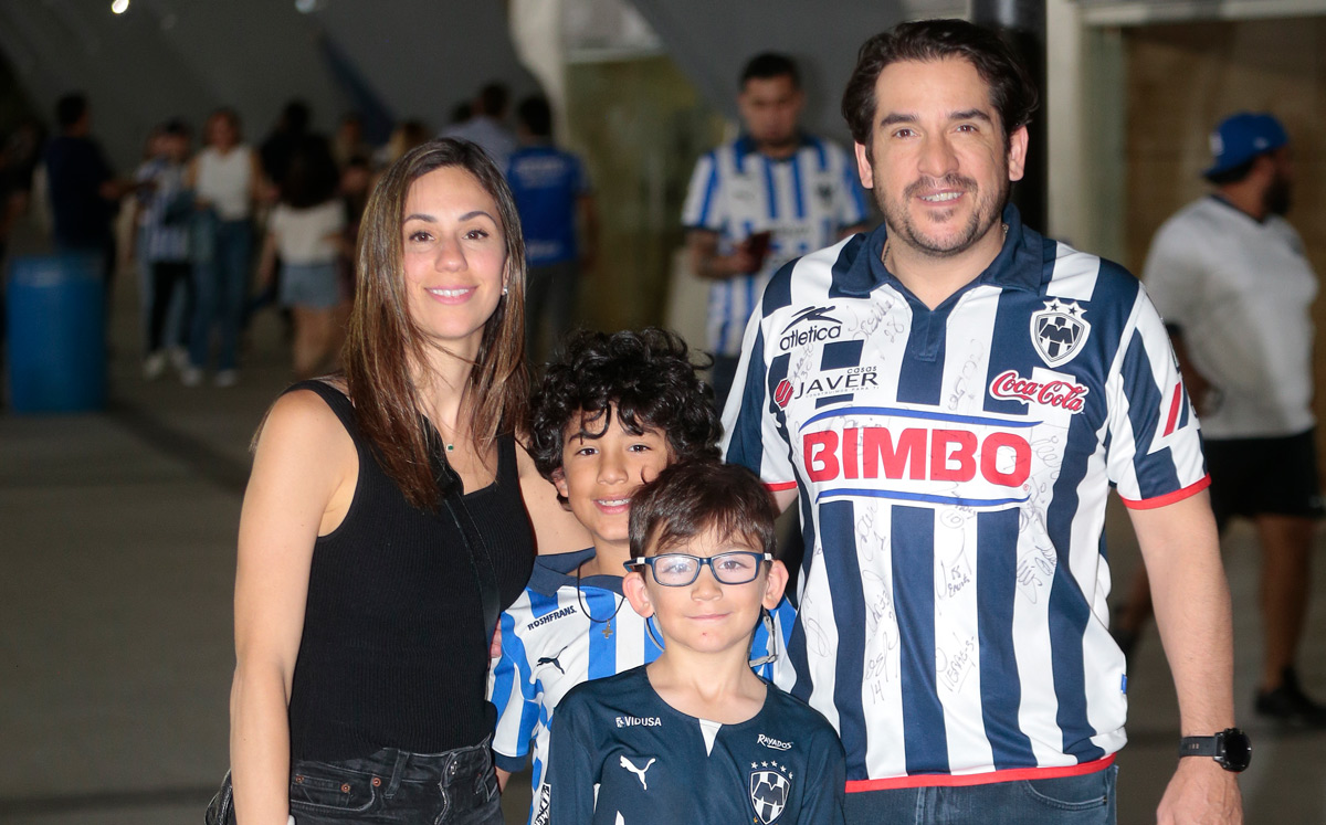 Lía Sánchez de Romero, Eugenio Romero, Eugenio Romero y  Alonso Romero / Foto: Daniel Saldívar