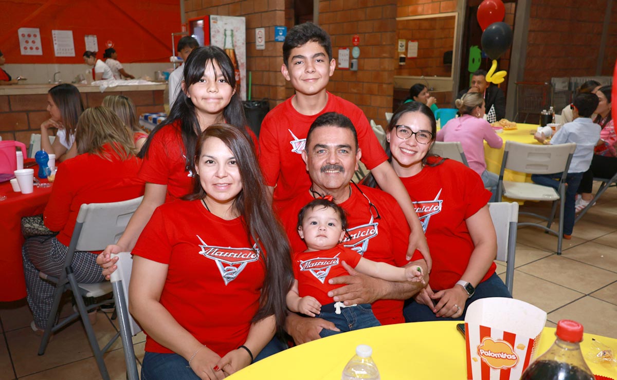Gema, Emi, Sergio, Malú, Bárbara y Sergio