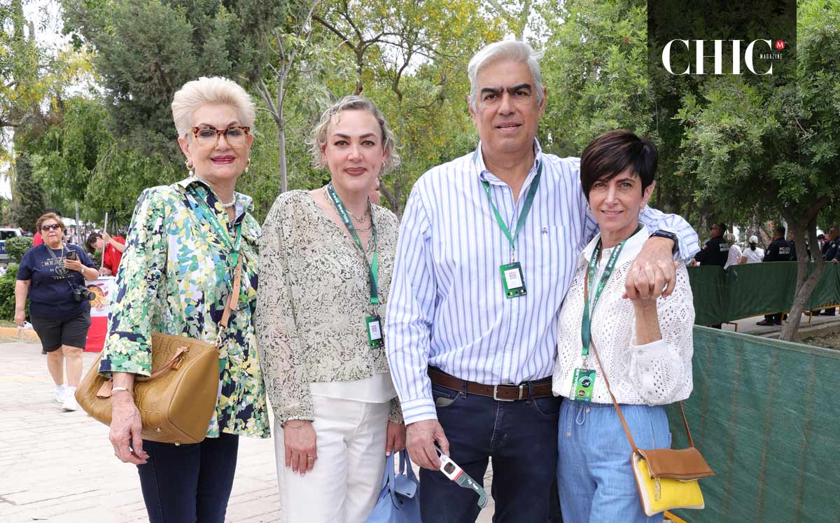 Georgina, Ivonne, Antonio y Laura