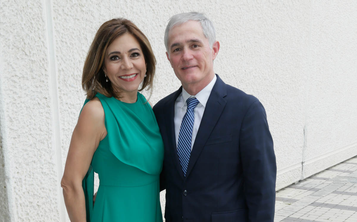 Luz Elena Miñarro y Rubén Fernández