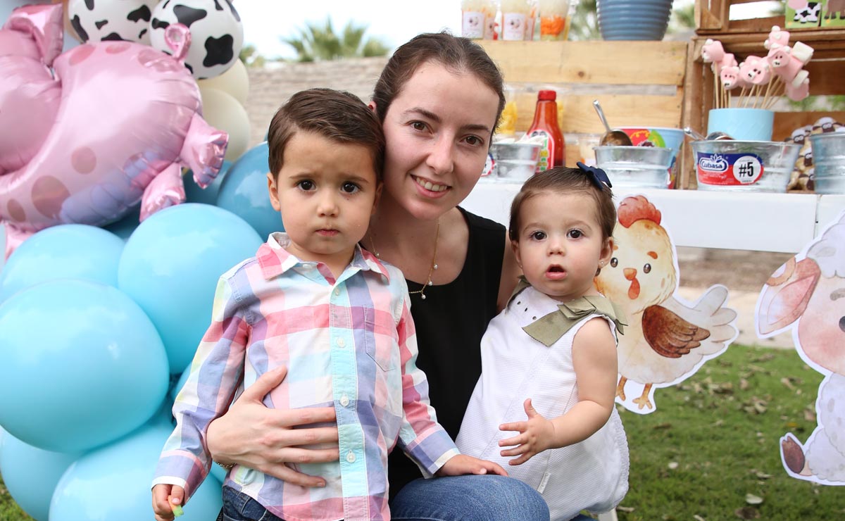 Mateo, Jimena y Adriana