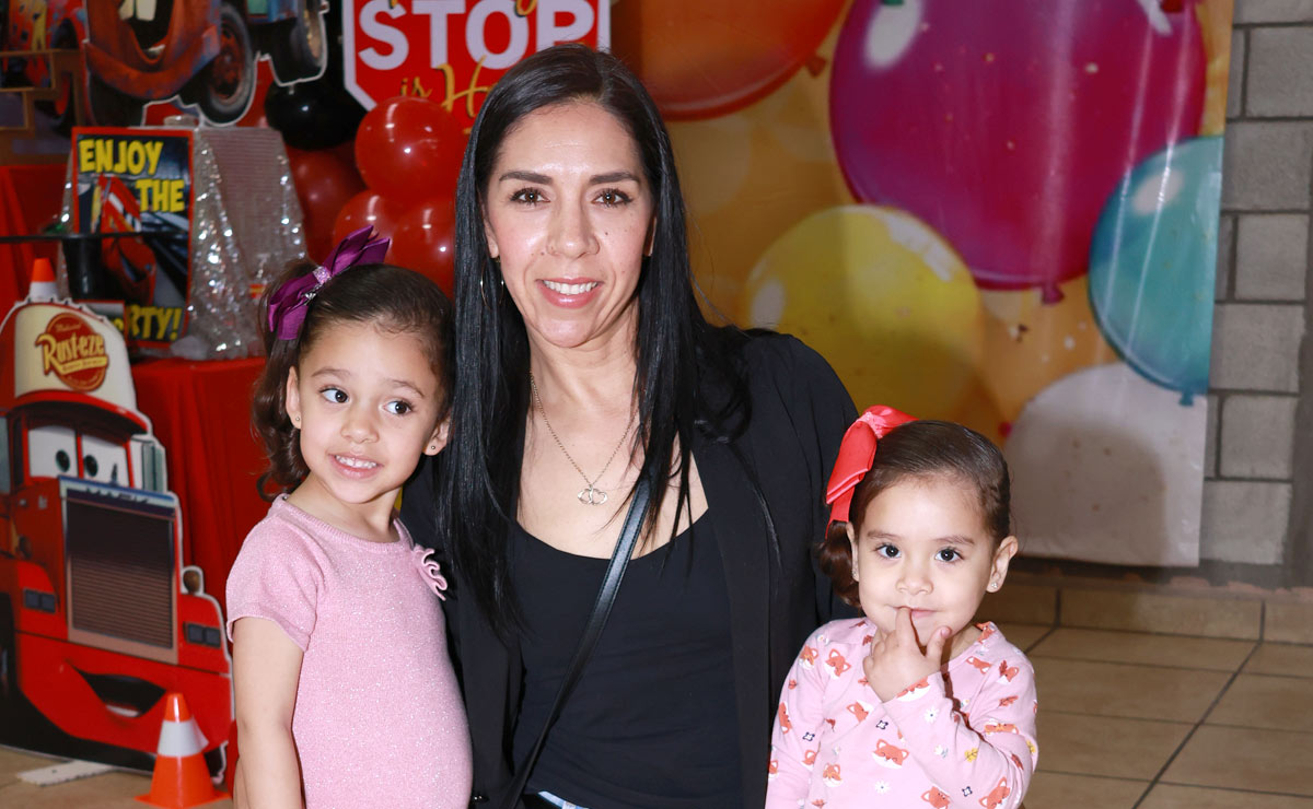 Paulina, Dinorah y Valentina