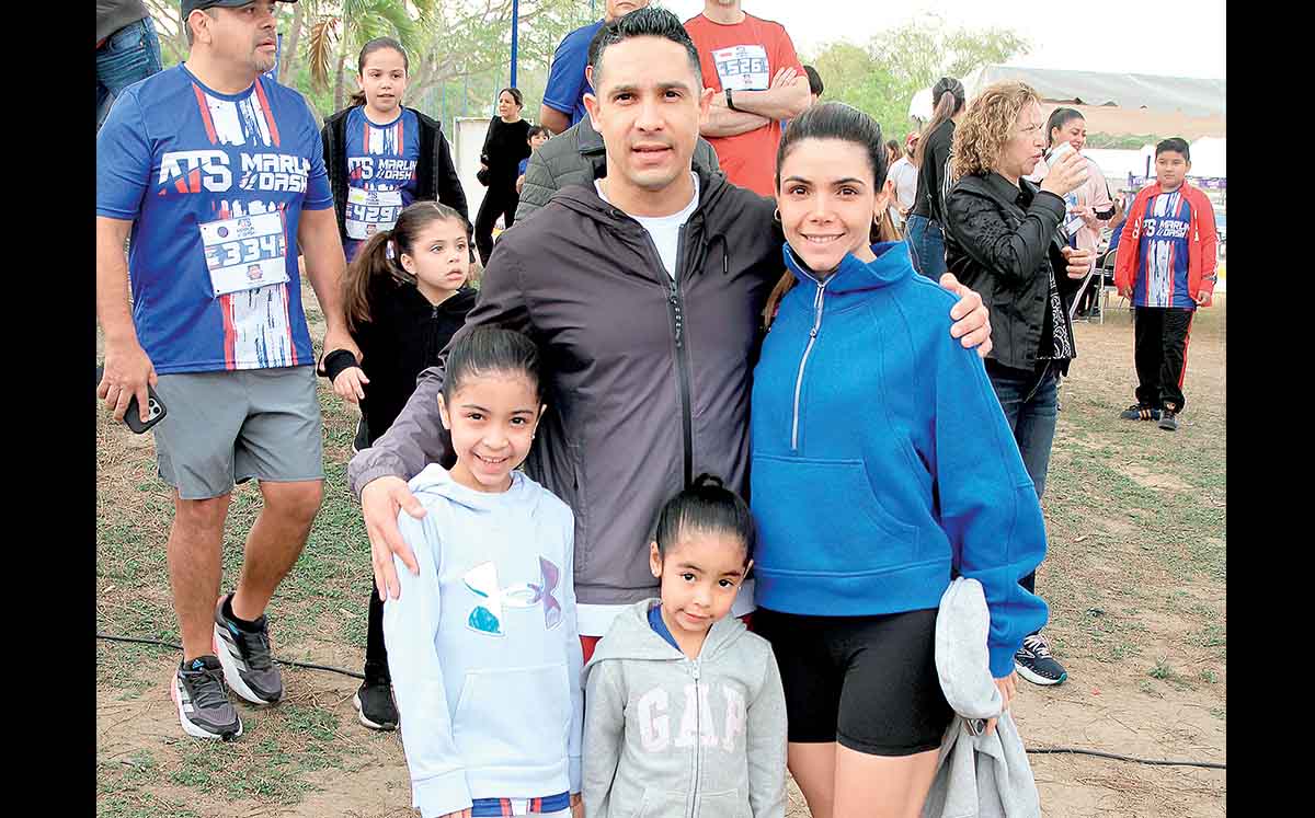 VICTORIA TURRUBIATES, ALLAN TURRUBIATES, BÁRBARA DE TURRUBIATES Y ANDRESSA TURRUBIATES nos regalaron sus mejores sonrisas