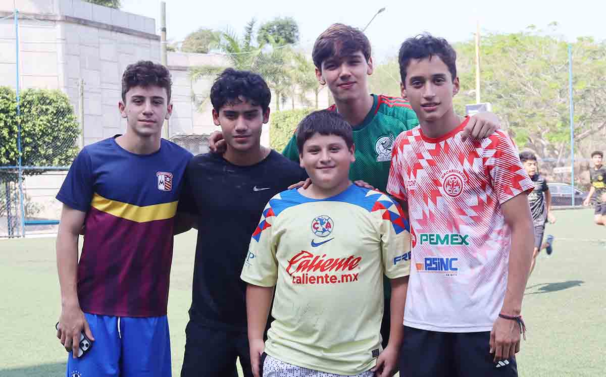 Asistentes del evento nos regalaron sus mejores sonrisas en el partido