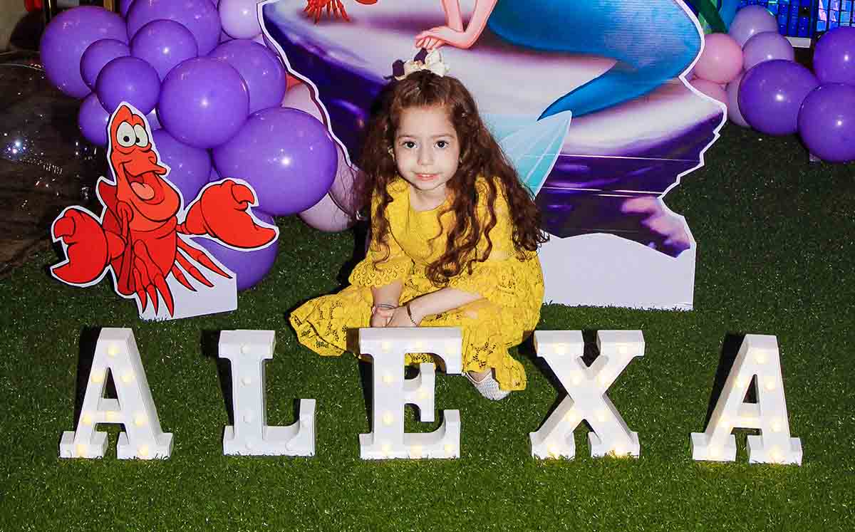 ALEXA GUTIÉRREZ se divirtió con actividades como rapel, brincolines y un área de videojuegos