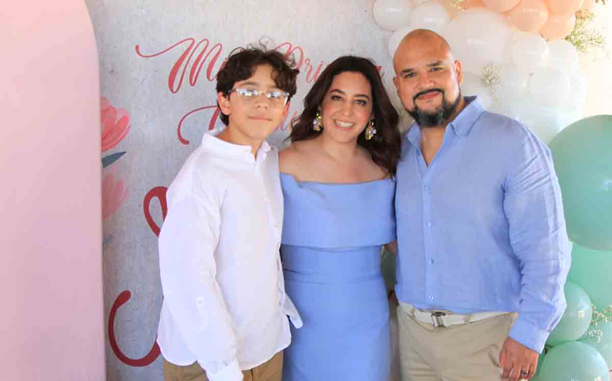 DIEGO GARZA, GABY DE RIVERA  ROLANDO RIVERA nos regalaron sus mejores sonrisas