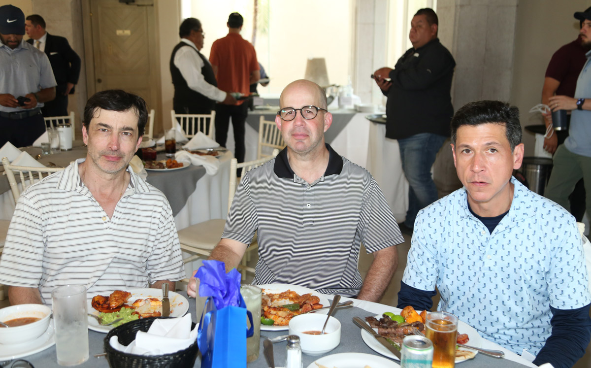 Alejandro Ruiz, Stefan Fernández y Adrián García / Foto: Roberto Alvarado