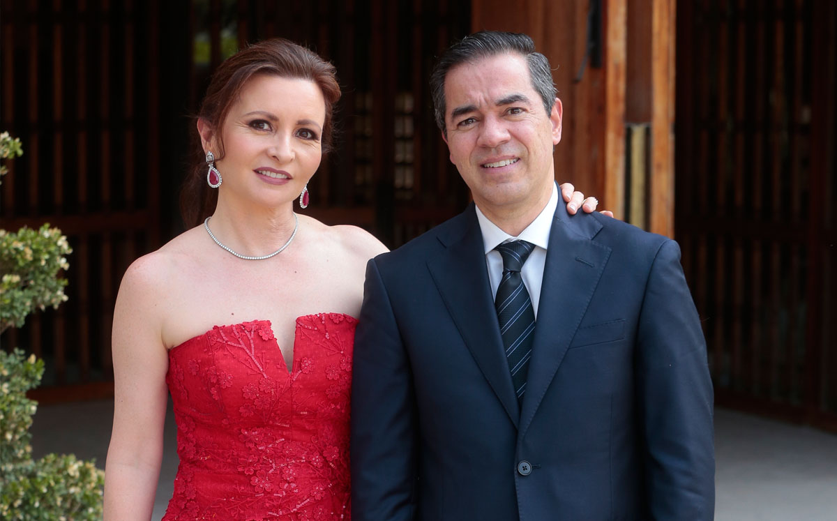 Cordelia Elizondo de Préstamos y Arturo Préstamo