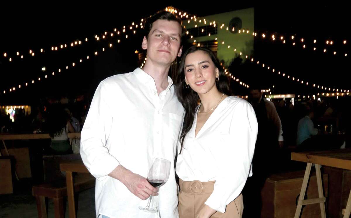 Patricio Torres y Fernanda Santiesteban