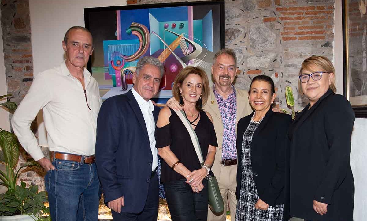 Aldo Roberto, Jaime Letana, Paz Flores, Alejandro Martín, Nina Suárez y Yolanda Rivero