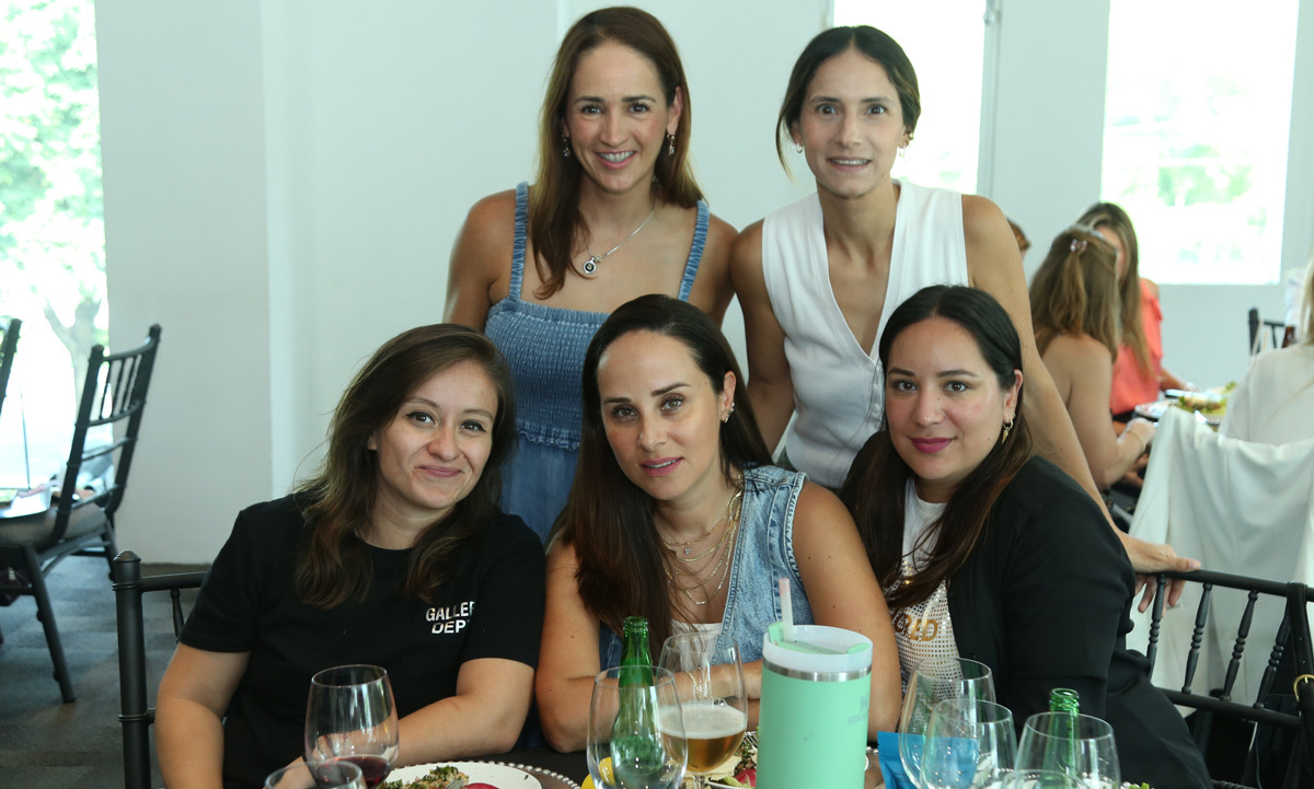 Ale Rodríguez, Marifer Siller, Lucía Madero, Florencia Villa y Ana González / Foto: Omar Valdez