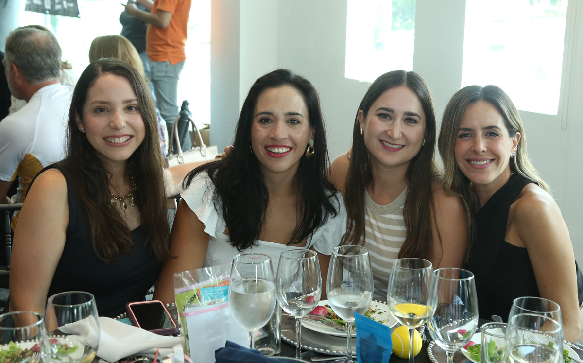 Adri Valdez, Brenda Ayala, Muñe Garza y Daniela López / Foto: Omar Valdez