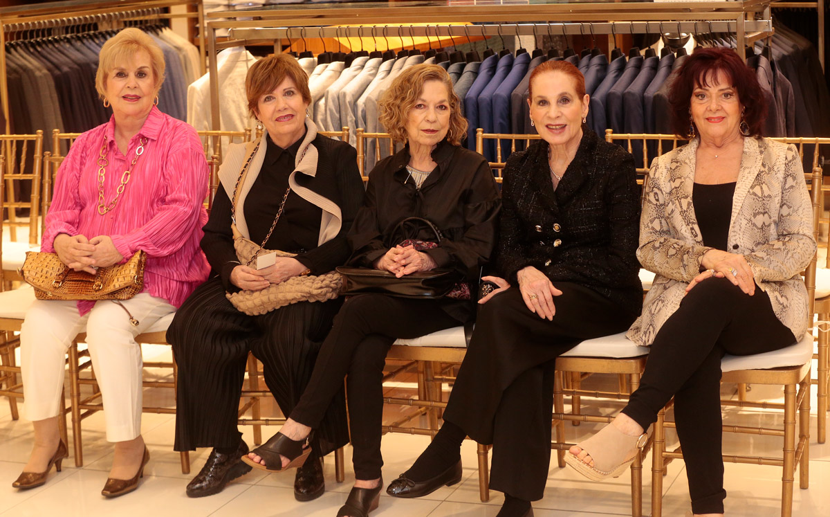 Blanca Margáin, Yolanda Gámez, Pilar Herrera, Nelly Sada y Lydia Lagüera / Foto: Daniel Saldívar