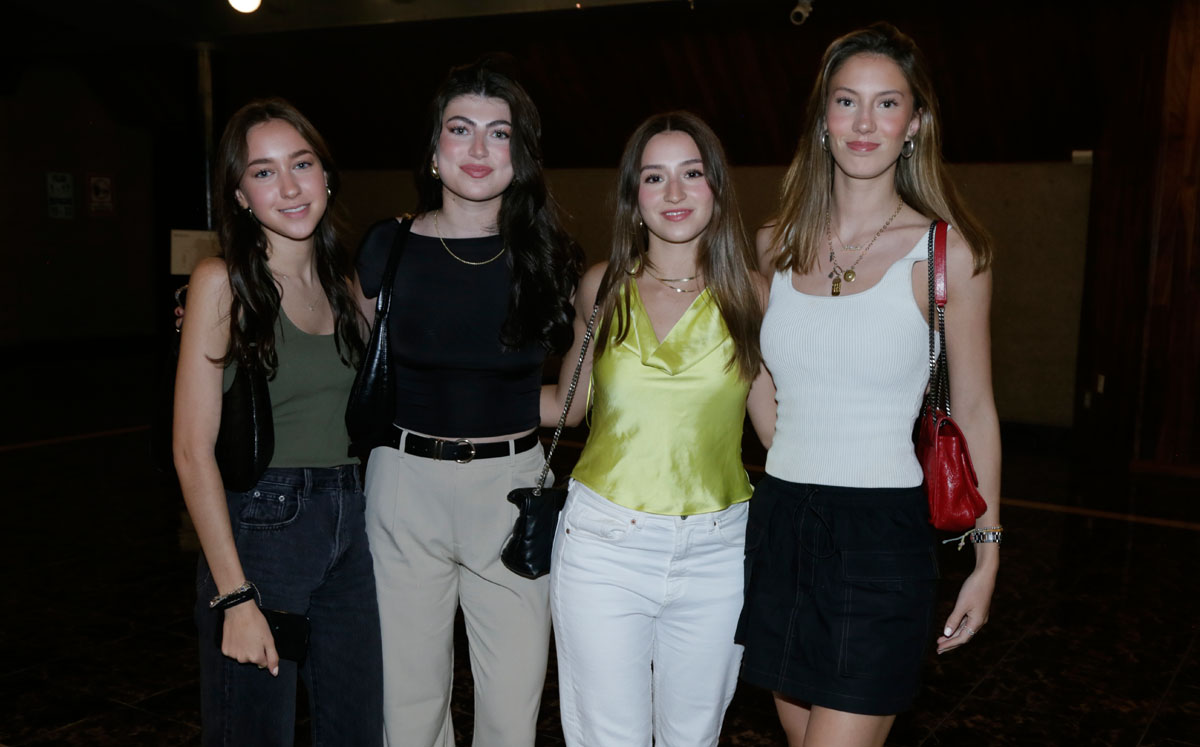 Carola Martínez, Emma Huerta, Mariana Gómez y María Páez