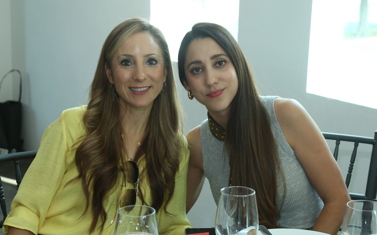 Marcela Garza y Maribel Martínez / Foto: Omar Valdez