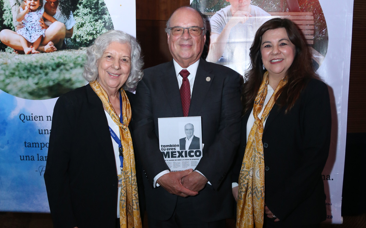 Martha Páez de González, Mario Páez y Martha González de Manrique / Foto: Roberto Alvarado
