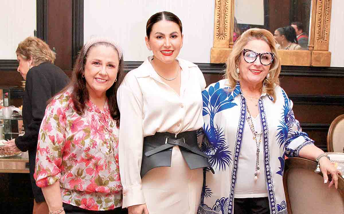GRACE CONDE, ALINA VÁZQUEZ Y CARMINA CONDE expresaron sus mejores deseos a la cumpleañera