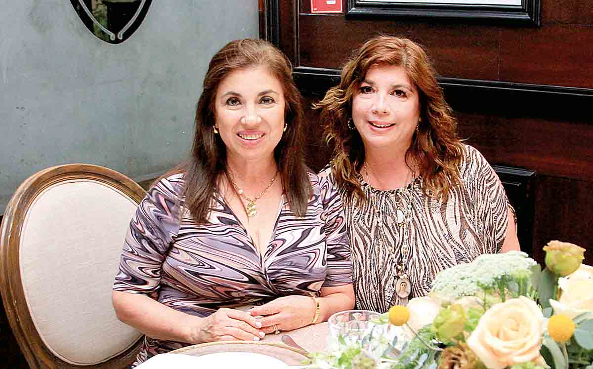 ROSY COPPOLA Y LUPITA COPPOLA se divirtieron en el festejo de Cynthia