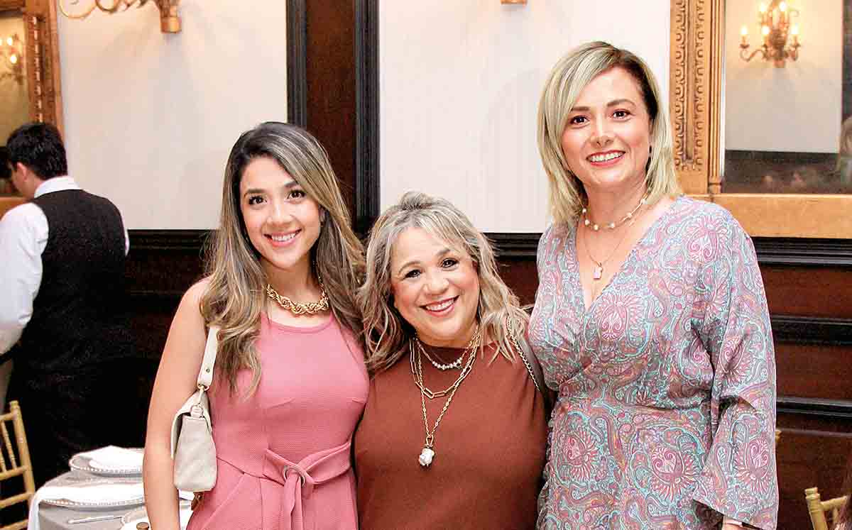 MARIANA MEZA, MARTHA AMADOR Y MARTHA MARÍN llegaron con sus mejores outfits al Casino Tampiqueño