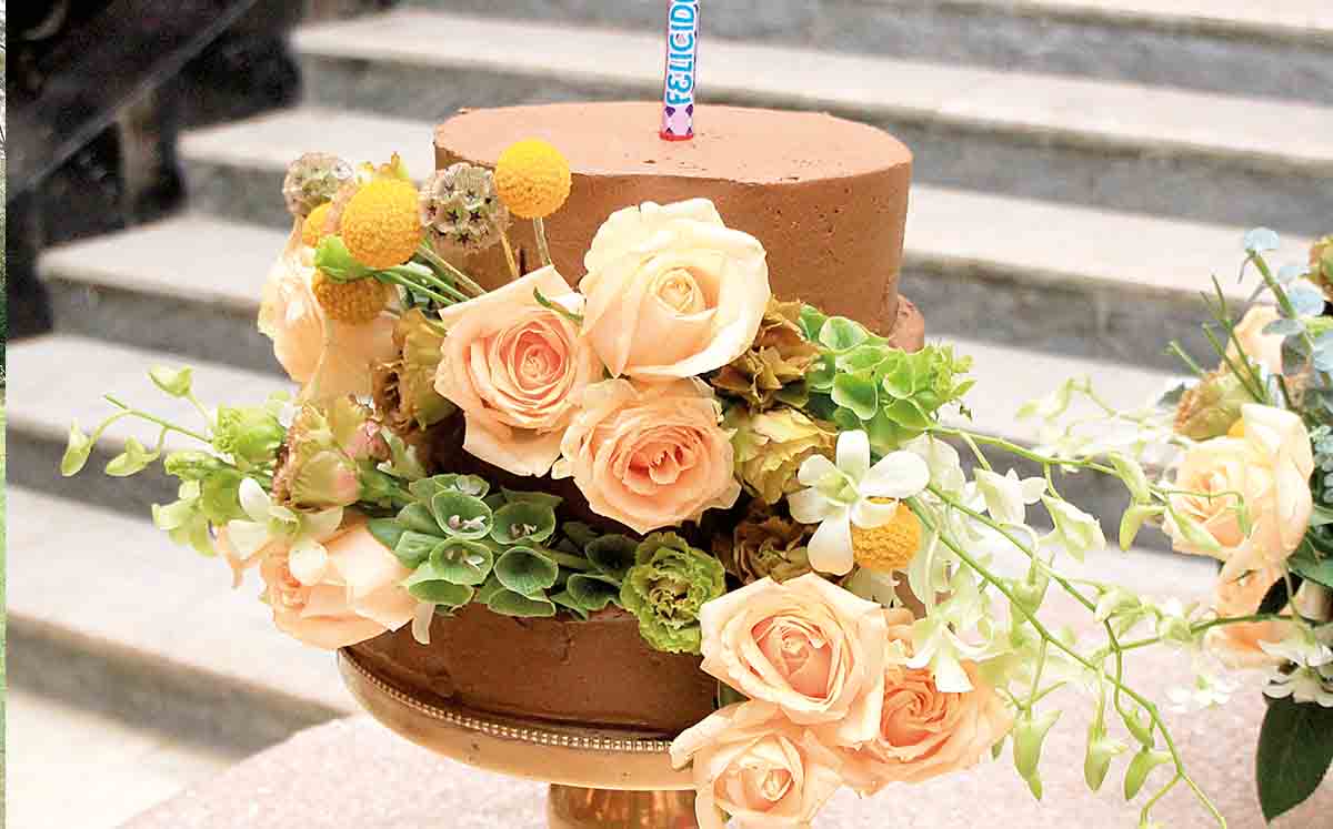 DETALLES