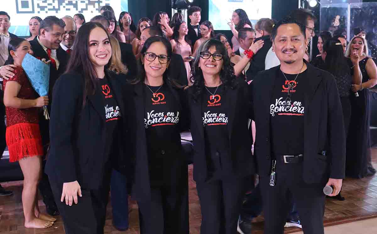 IRMA OLIVARES, MARTHA PONCE, MYRNA PORTALES Y EFRAÍN PÉREZ presentes en Voces en Concierto
