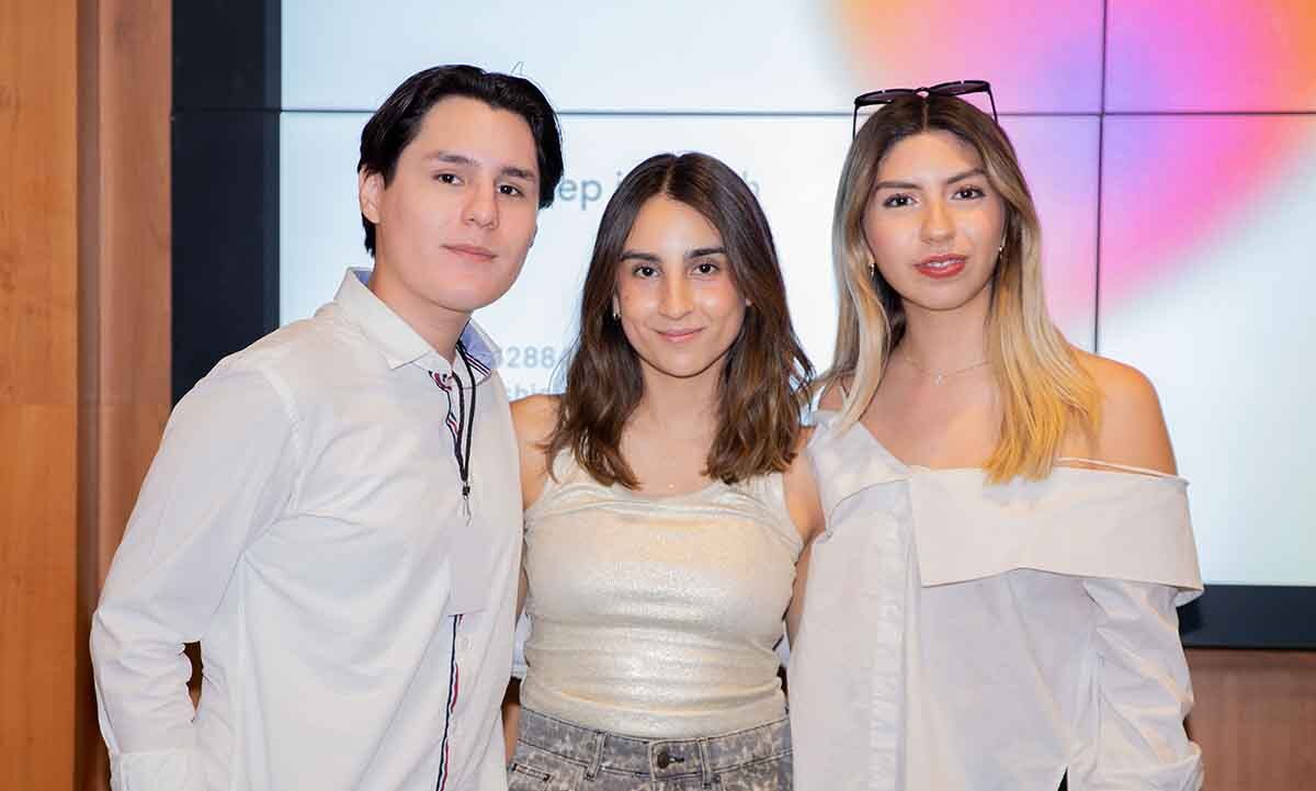 Guillermo Rodríguez, Paulina Sánchez y Melisa Peniche
