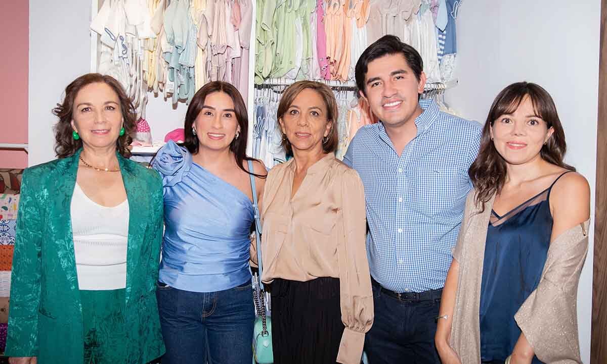 Gabriela Monsivais, Karla Fierro, Fer Cuellar, Lulu Lerma y Fer Rodríguez