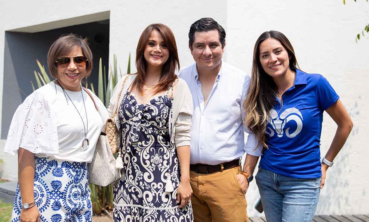 Adriana Fernández, Carolina Martínez, Alejandro Salazar y Karina Ayusco